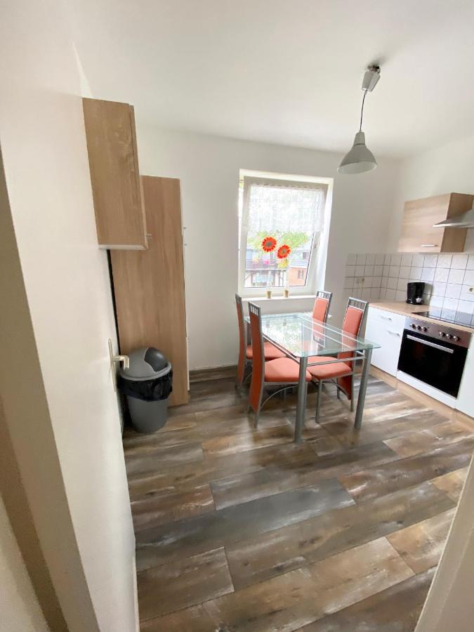 Ruhige 3-Zimmerwohnung Im Norden Bremens Fuer Monteure Und Geschaeftsreisende Esterno foto
